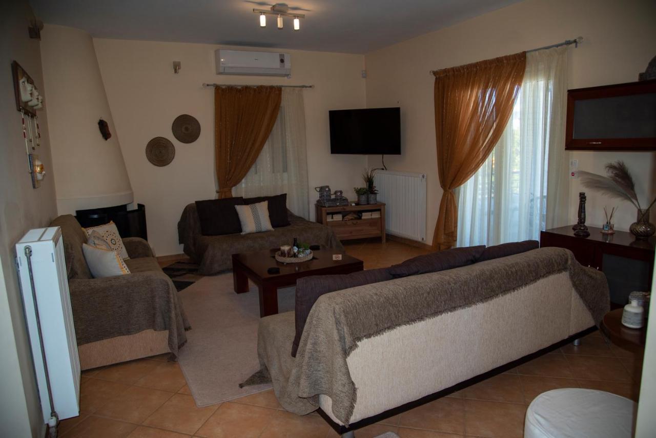 Dimitris Corinthian Villa วราฮาติ ภายนอก รูปภาพ